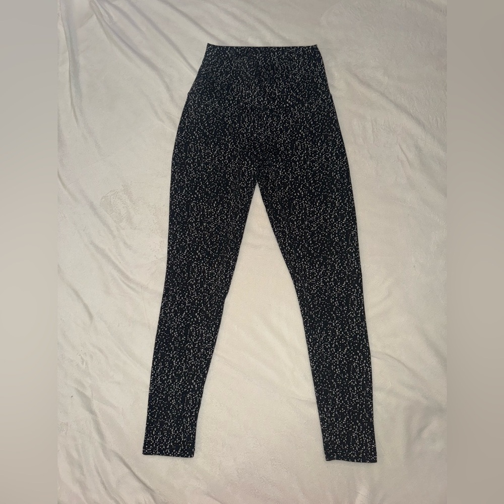 ECHT ESSENTIA SCRUNCH LEGGINGS-White Dot